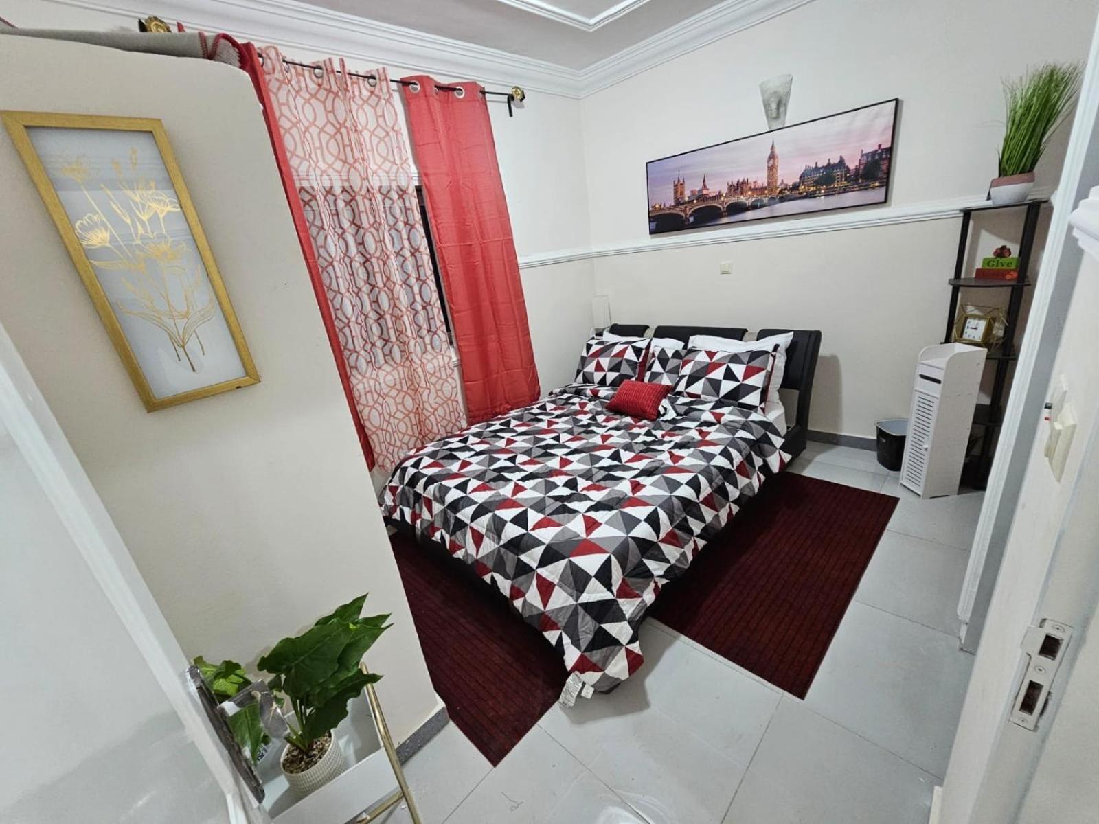 Beulah Land Guest Home Яунде Екстер'єр фото